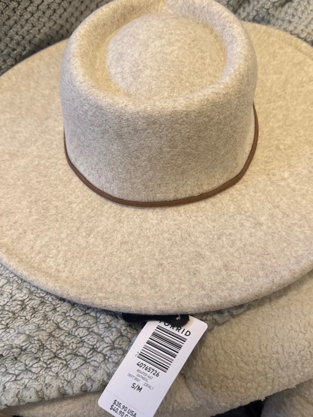 Hat - Picture 3 of 3